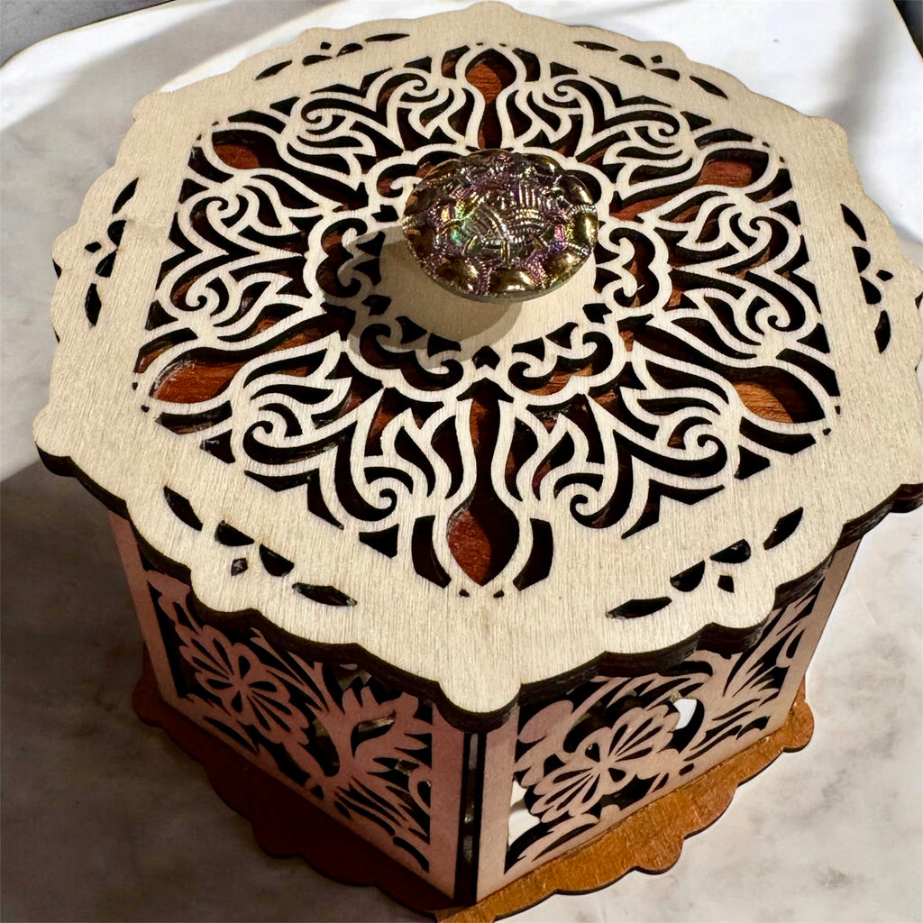 Medium Lace Hexagon Box